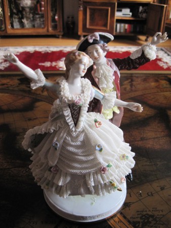 1607 - Rokoko par tancici V - 23 cm - 2 700 kc